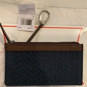NWT authentic  Coach navy  money change holder